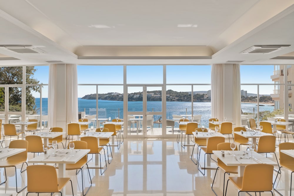 Bahia Principe Escape Coral Playa – Adults Only 16+ — Restaurant & bars in Magaluf, Balearic Islands