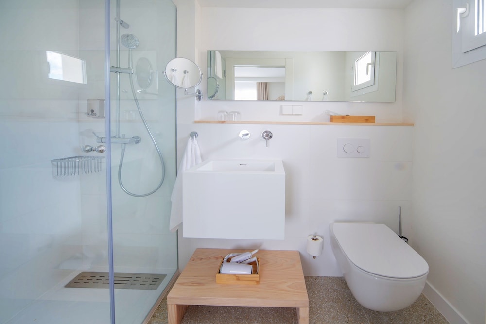 Hotel HM Alma Beach - Adults Only — Hotel rooms in Playa de Palma, Balearic Islands