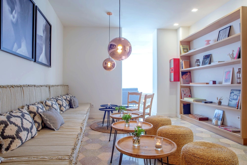 Hotel HM Alma Beach - Adults Only — Hotel rooms in Playa de Palma, Balearic Islands