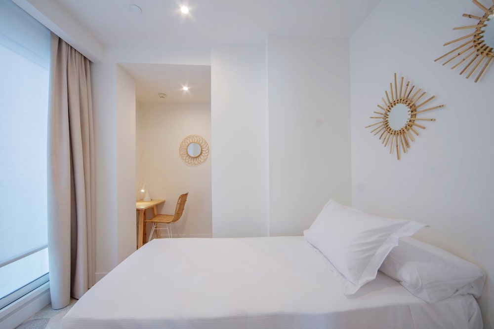 Hotel HM Alma Beach - Adults Only — Hotel rooms in Playa de Palma, Balearic Islands