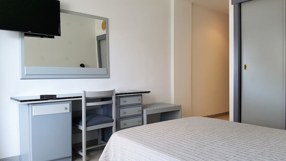 Hotel Stil Bonsai — Hotel rooms in Can Picafort, Balearic Islands