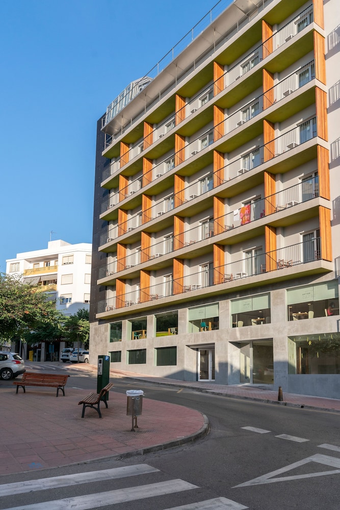 ARTIEM Capri Hotel — Hotel building in Mahon, Balearic Islands
