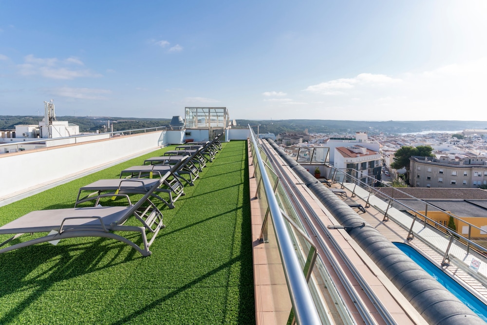 ARTIEM Capri Hotel — Swimming pool in Mahon, Balearic Islands
