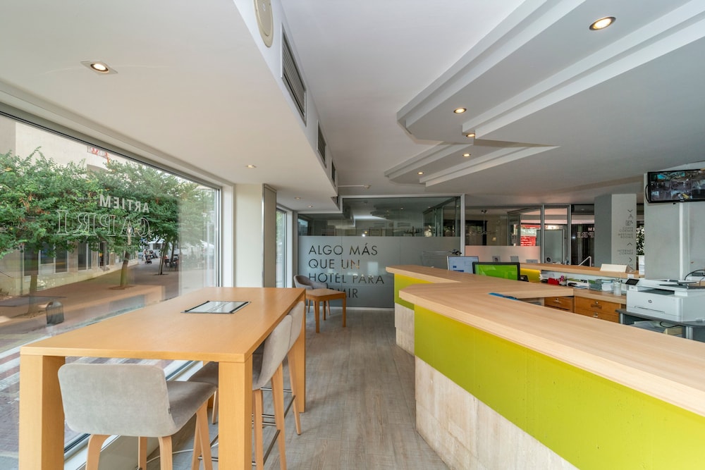 ARTIEM Capri Hotel — Restaurant & bars in Mahon, Balearic Islands