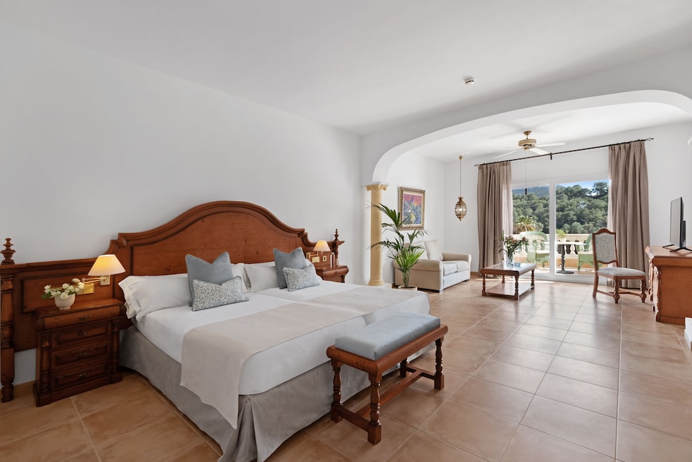 La Moraleja The Quiet Hotel- Adults Only — Hotel rooms in Puerto Pollensa, Balearic Islands