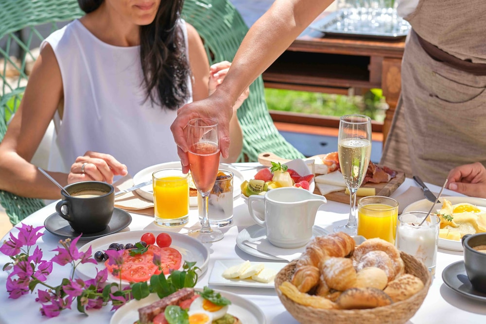 La Moraleja The Quiet Hotel- Adults Only — Restaurant & bars in Puerto Pollensa, Balearic Islands