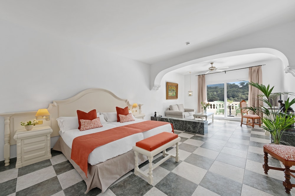 La Moraleja The Quiet Hotel- Adults Only — Hotel rooms in Puerto Pollensa, Balearic Islands