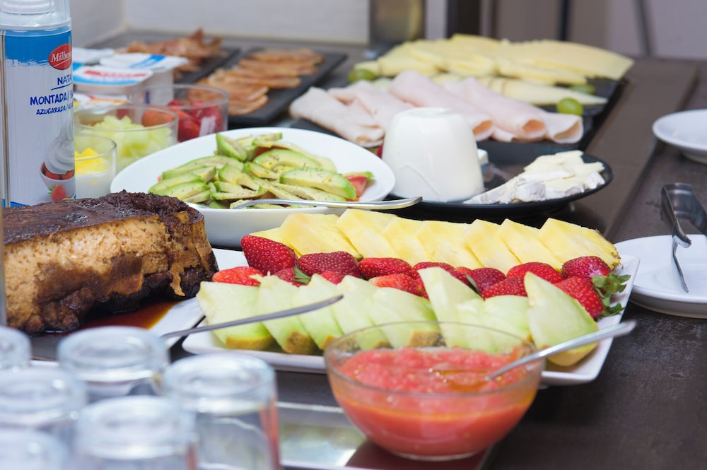 Hotel Marfil — Restaurant & bars in San Antonio, Balearic Islands