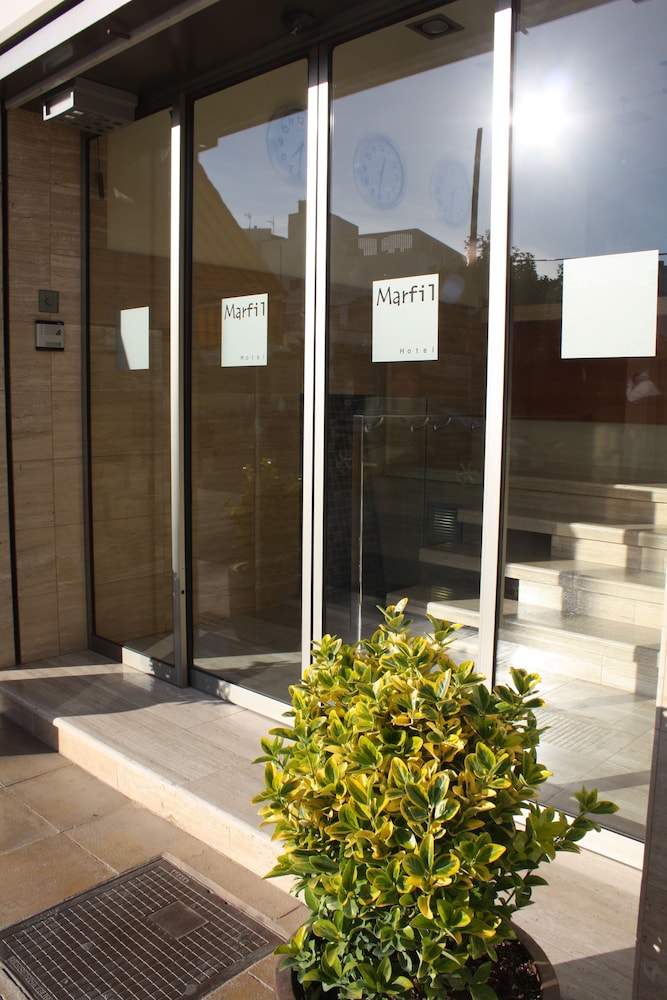 Hotel Marfil — Hotel building in San Antonio, Balearic Islands