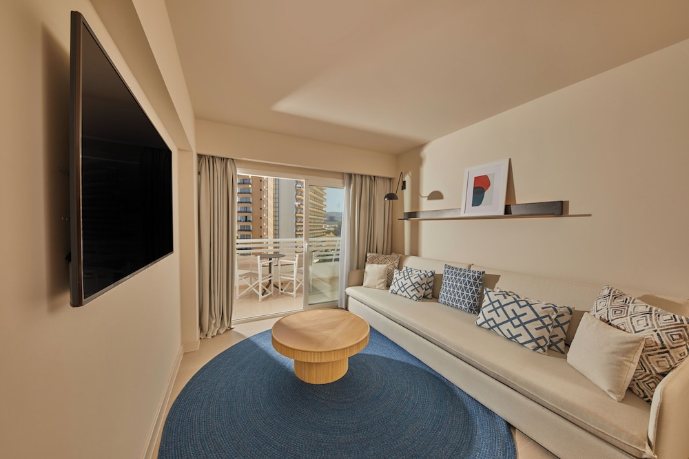 Alua Calvia - Hyatt Inclusive Collection — Hotel rooms in Magaluf, Balearic Islands