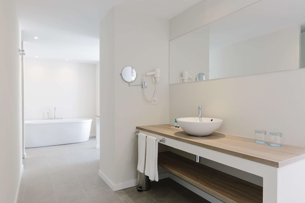 AluaSoul Ibiza -Adults Only - Hyatt Inclusive Collection — Hotel rooms in Santa Eulalia, Balearic Islands