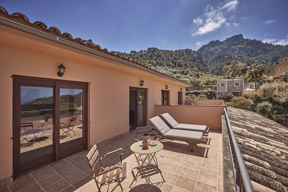 Hotel Maristel & Spa - Adults Only — Hotel building in Estellencs, Balearic Islands