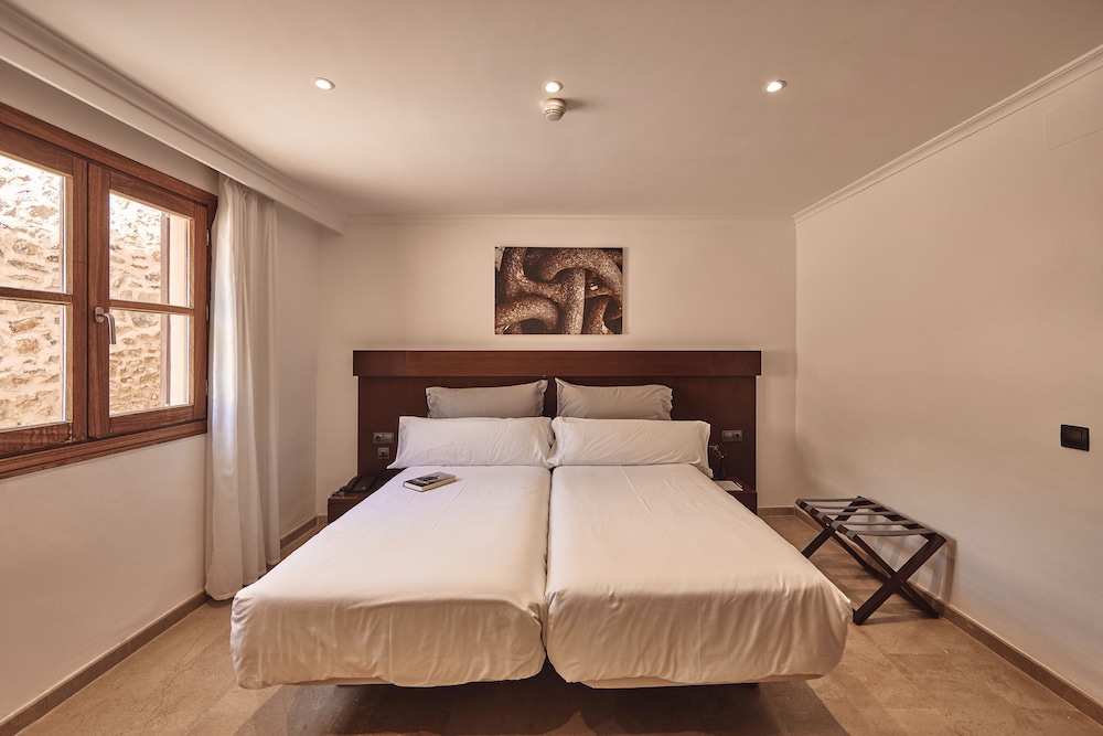 Hotel Maristel & Spa - Adults Only — Hotel rooms in Estellencs, Balearic Islands