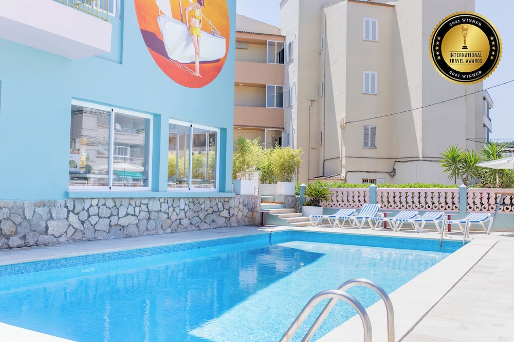 4U Miranda - Adults Only — Rooms in Santa Ponca, Balearic Islands