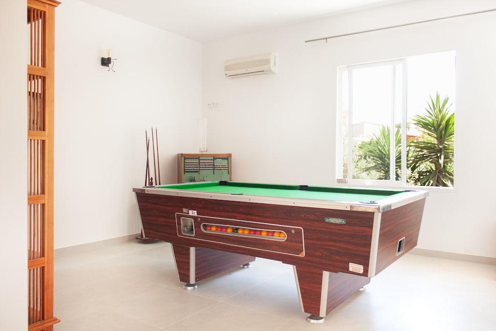 4U Miranda - Adults Only — On-site activities in Santa Ponca, Balearic Islands