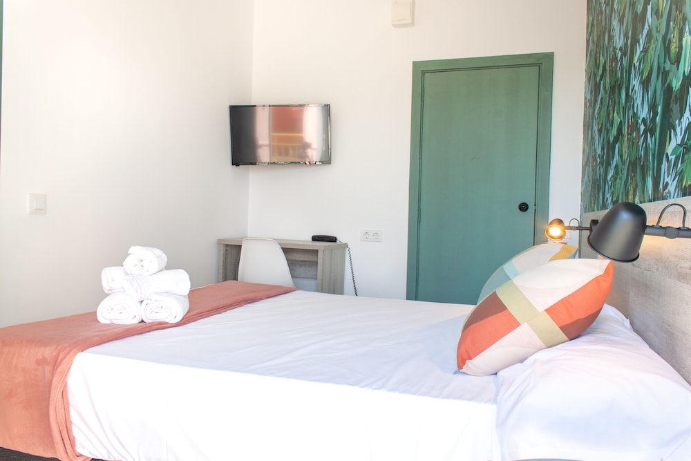 4U Miranda - Adults Only — Rooms in Santa Ponca, Balearic Islands