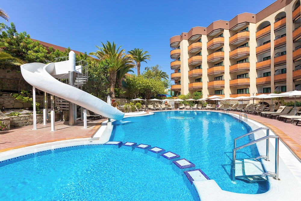 MUR Hotel Neptuno Gran Canaria - Adults Only — Swimming pool in Playa del Ingles, Canary Islands