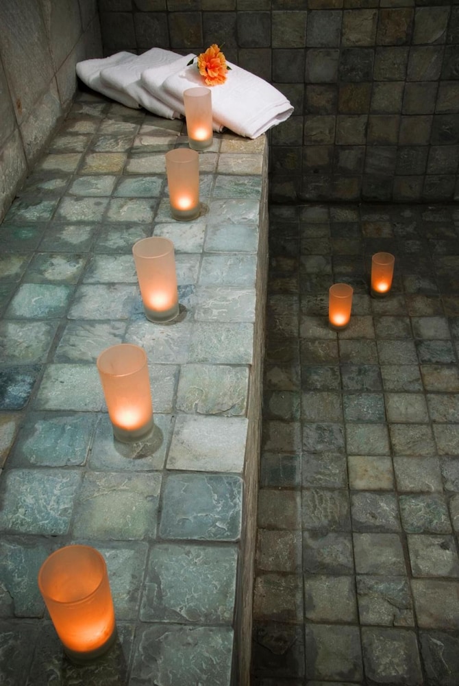MUR Hotel Neptuno Gran Canaria - Adults Only — Spa in Playa del Ingles, Canary Islands