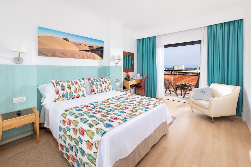 MUR Hotel Neptuno Gran Canaria - Adults Only — Hotel rooms in Playa del Ingles, Canary Islands