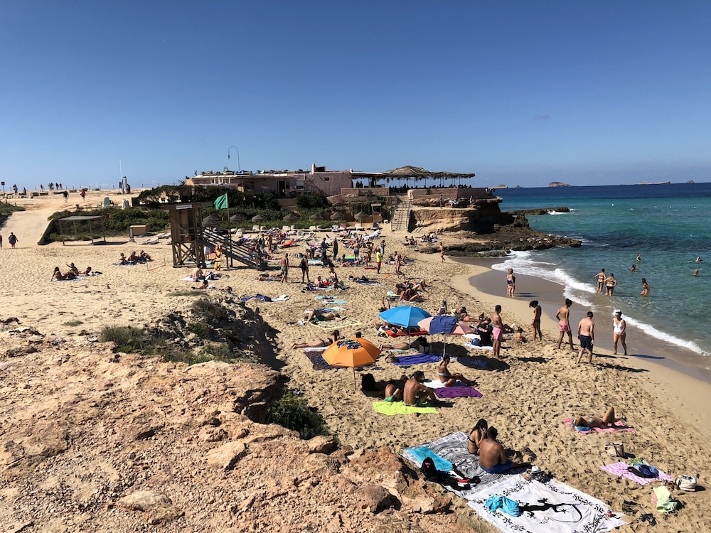 Hotel Osiris Ibiza — Beach in San Antonio, Balearic Islands