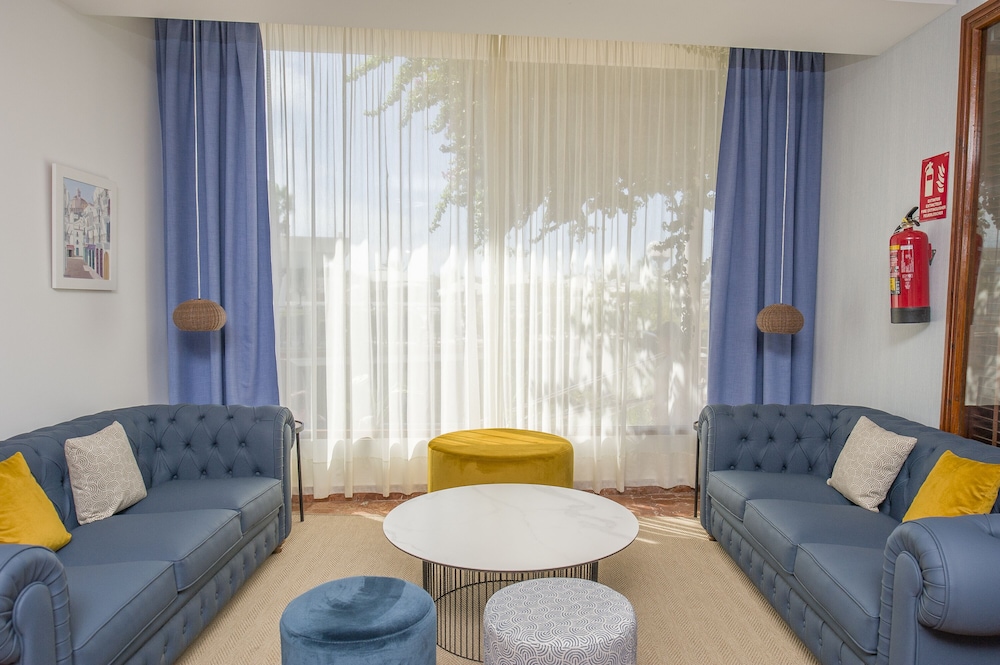Hotel Osiris Ibiza — Hotel rooms in San Antonio, Balearic Islands