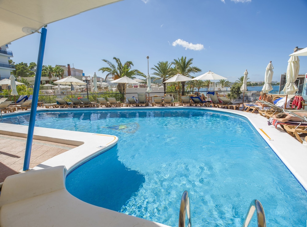 Hotel Osiris Ibiza — Swimming pool in San Antonio, Balearic Islands