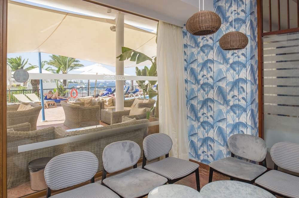 Hotel Osiris Ibiza — Restaurant & bars in San Antonio, Balearic Islands