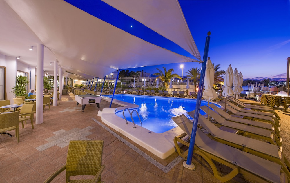 Hotel Osiris Ibiza — Swimming pool in San Antonio, Balearic Islands