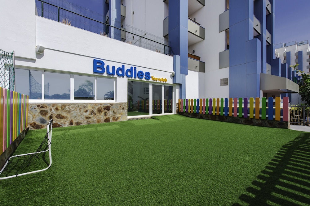 Paradise Park Fun Lifestyle Hotel — Hotel building in Los Cristianos, Canary Islands