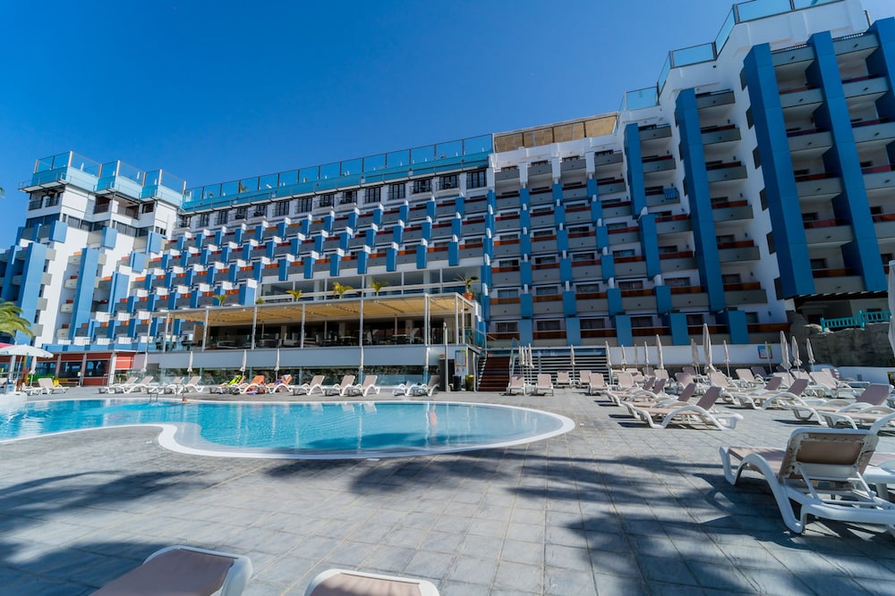 Paradise Park Fun Lifestyle Hotel — Hotel building in Los Cristianos, Canary Islands