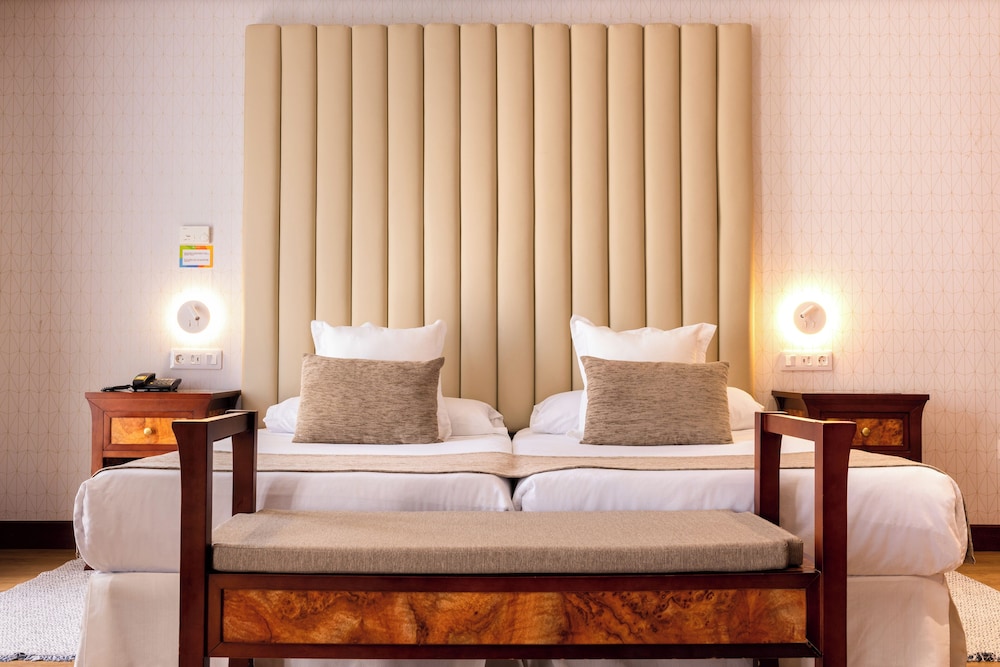 Paradise Park Fun Lifestyle Hotel — Hotel rooms in Los Cristianos, Canary Islands