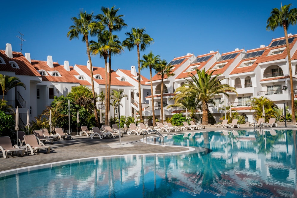 Paradise Park Fun Lifestyle Hotel — Swimming pool in Los Cristianos, Canary Islands
