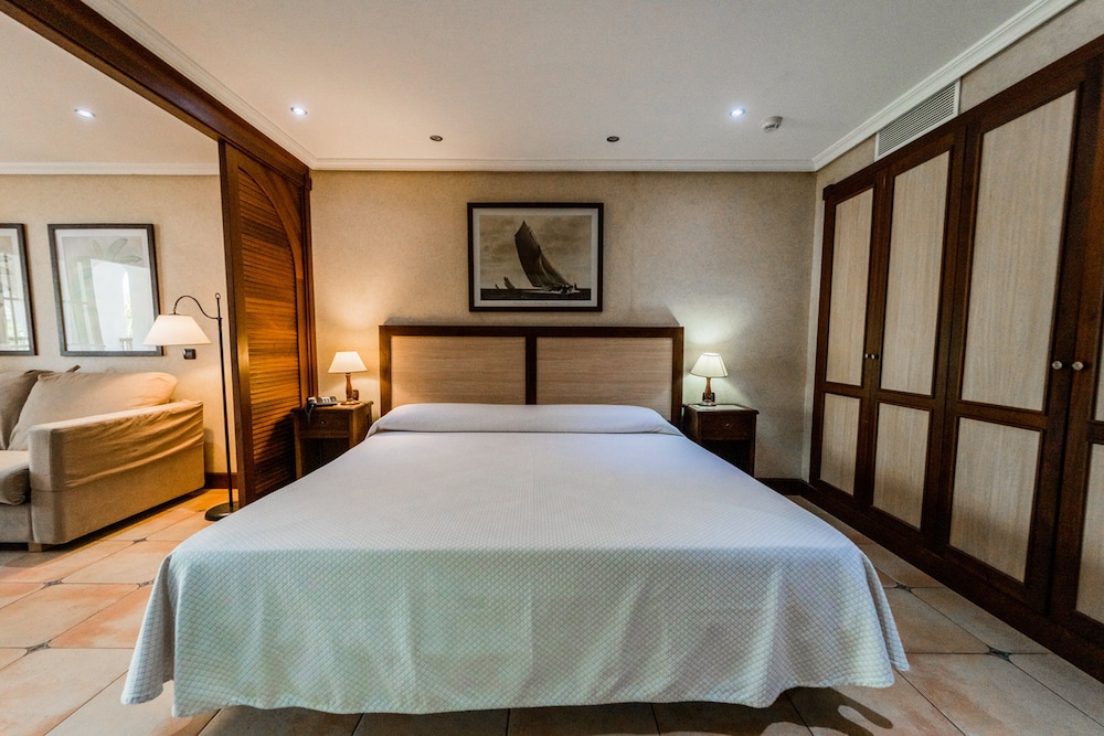 Paradise Park Fun Lifestyle Hotel — Hotel rooms in Los Cristianos, Canary Islands