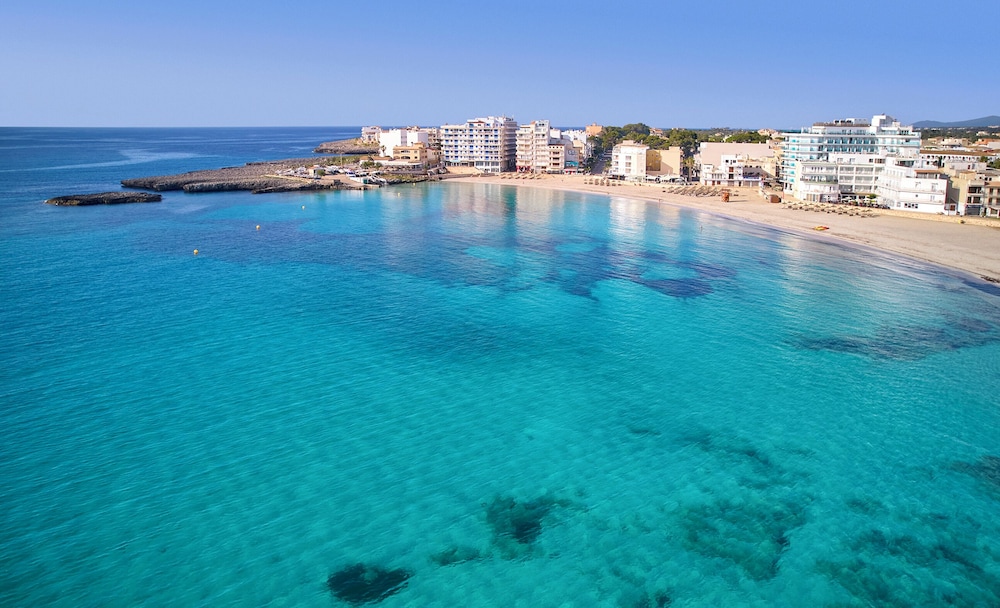 Universal Hotel Perla — Attractions in the area in Sa Coma, Balearic Islands