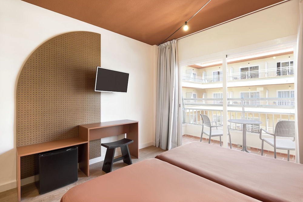 tent Bahia de Palma — Hotel rooms in Playa de Palma, Balearic Islands