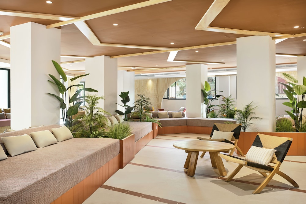 tent Bahia de Palma — Hotel building in Playa de Palma, Balearic Islands