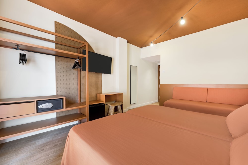 tent Bahia de Palma — Hotel rooms in Playa de Palma, Balearic Islands