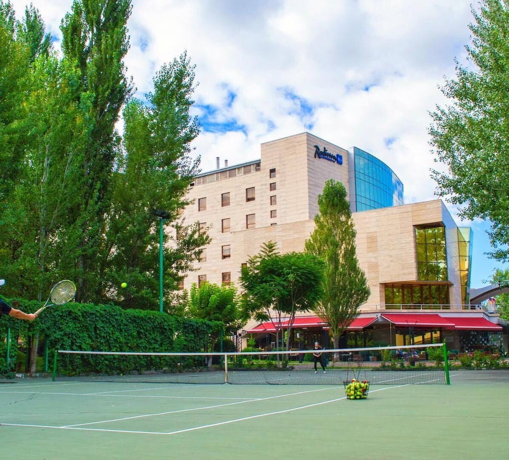 Radisson Blu Hotel, Yerevan - zdjęcie 2