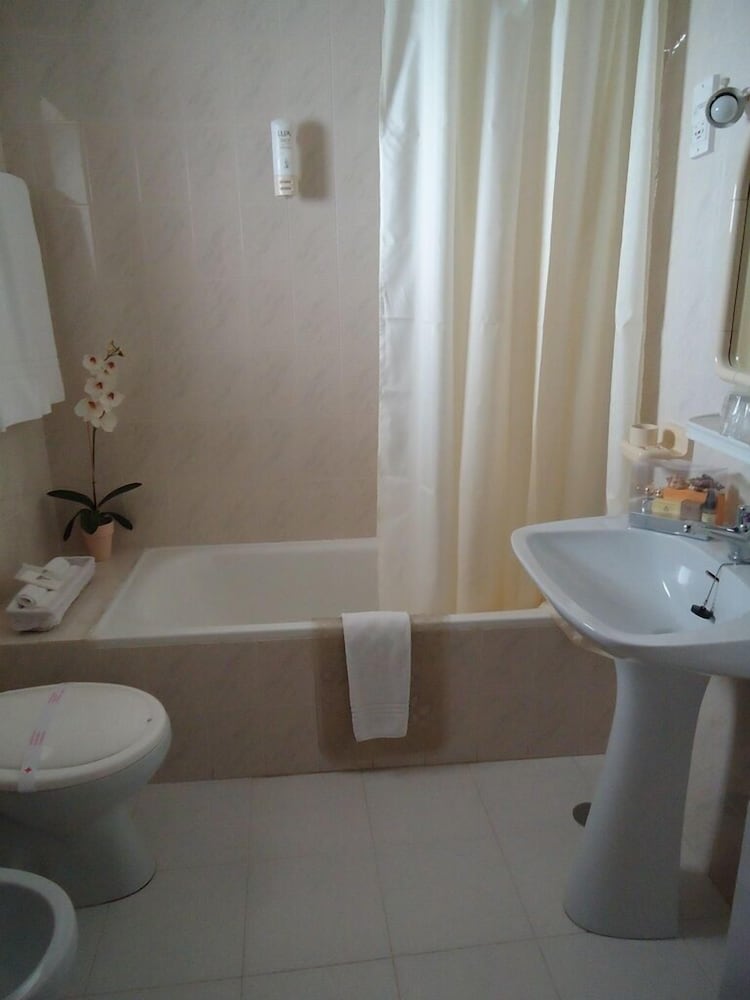 Boutique Hotel Marina S Roque — Hotel rooms in Lagos, Faro