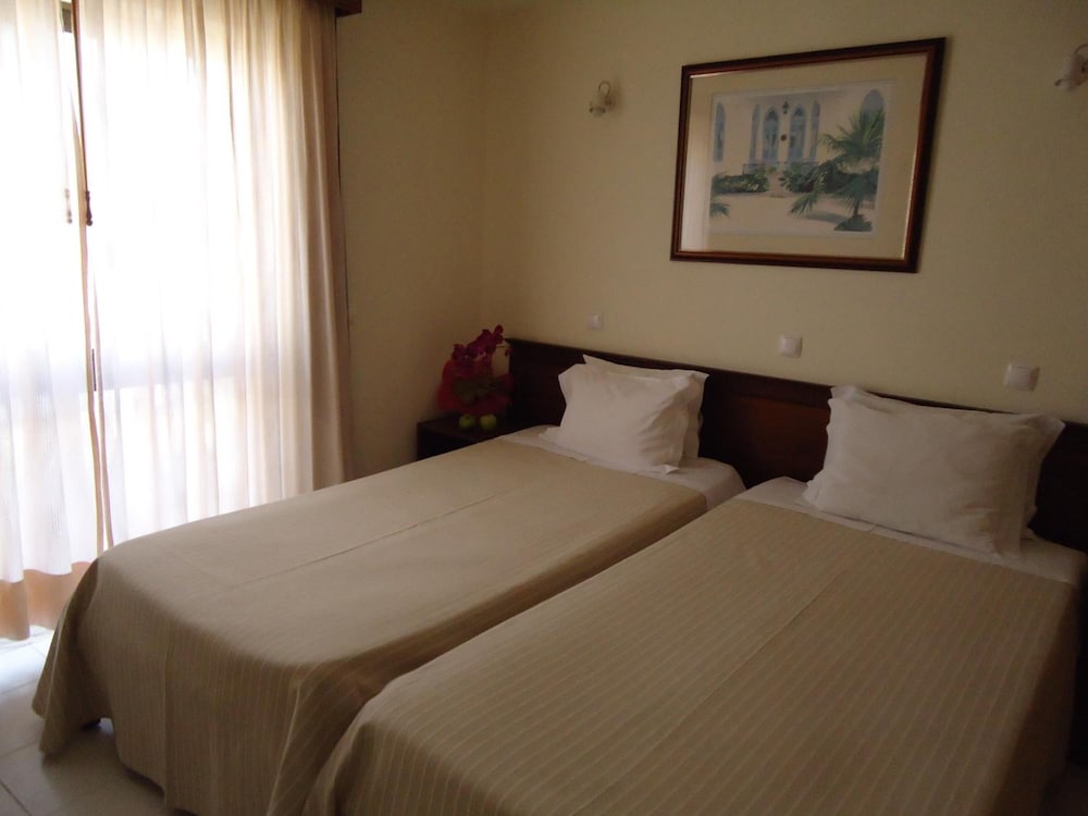 Boutique Hotel Marina S Roque — Hotel rooms in Lagos, Faro