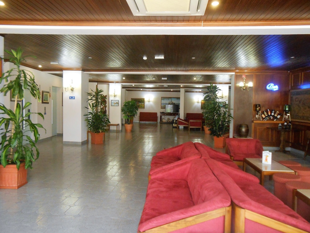 Boutique Hotel Marina S Roque — Hotel building in Lagos, Faro
