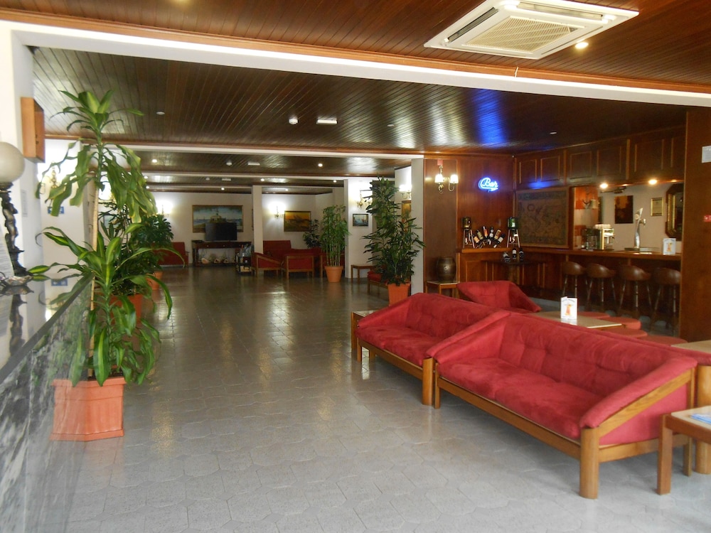 Boutique Hotel Marina S Roque — Restaurant & bars in Lagos, Faro