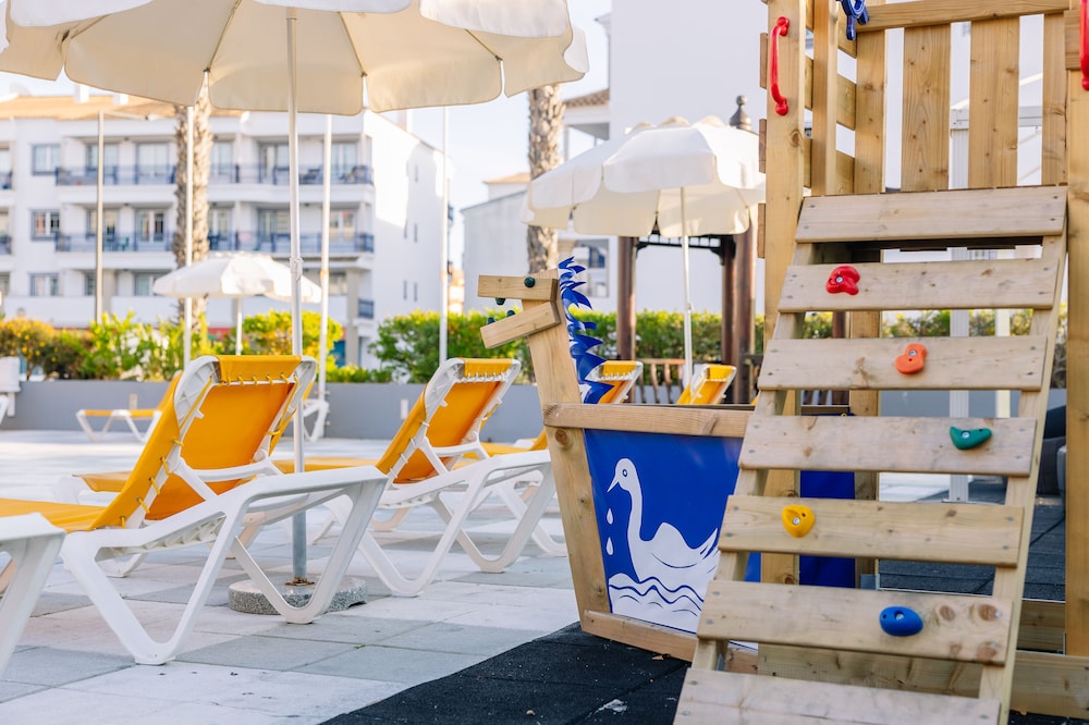 Muthu Oura Praia Hotel — Beach in Albufeira, Faro