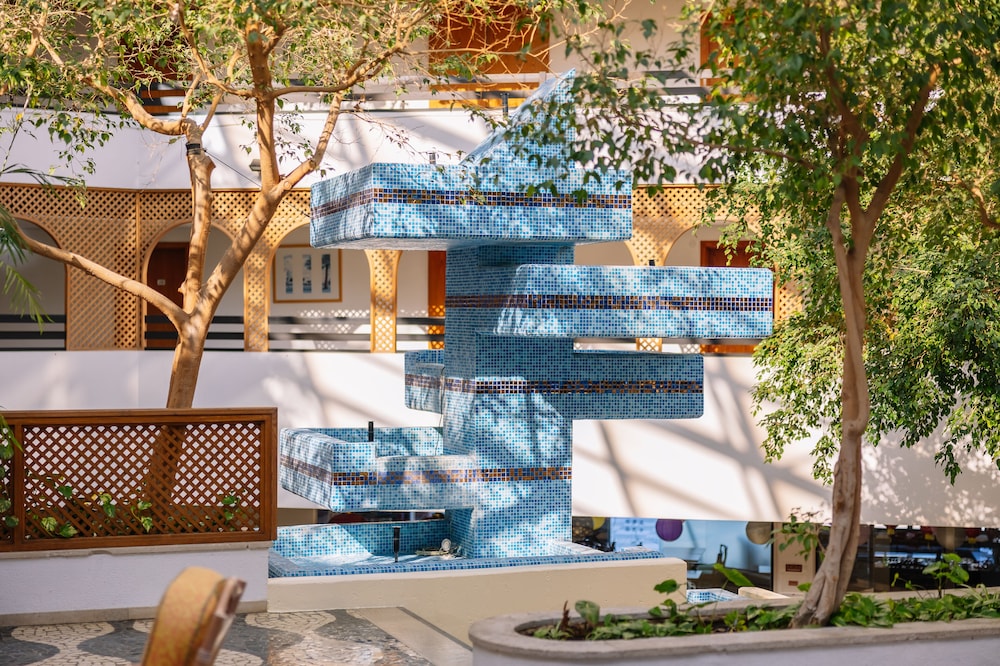 Muthu Oura Praia Hotel — Hotel building in Albufeira, Faro