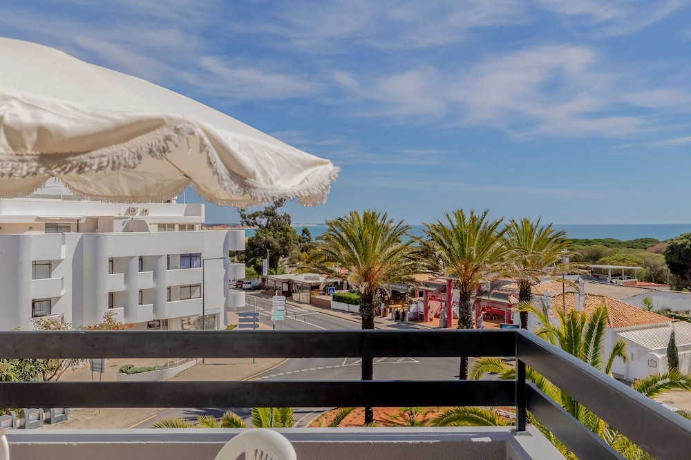 Muthu Oura Praia Hotel — Attractions in the area in Albufeira, Faro