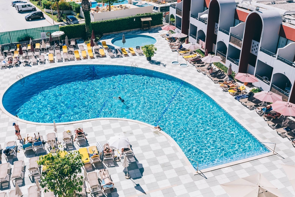 Muthu Oura Praia Hotel — Main photo in Albufeira, Faro