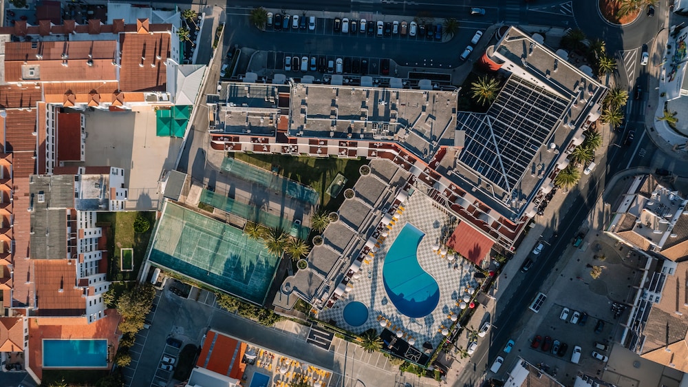 Muthu Oura Praia Hotel — Hotel building in Albufeira, Faro