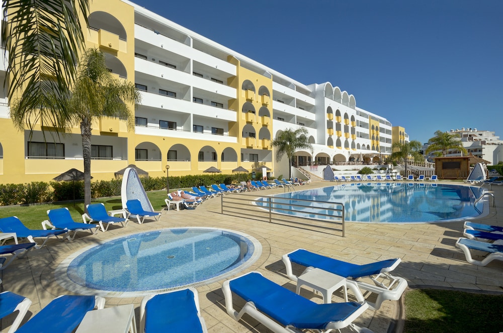 Paladim & Alagoamar Hotels — Swimming pool in Albufeira, Faro