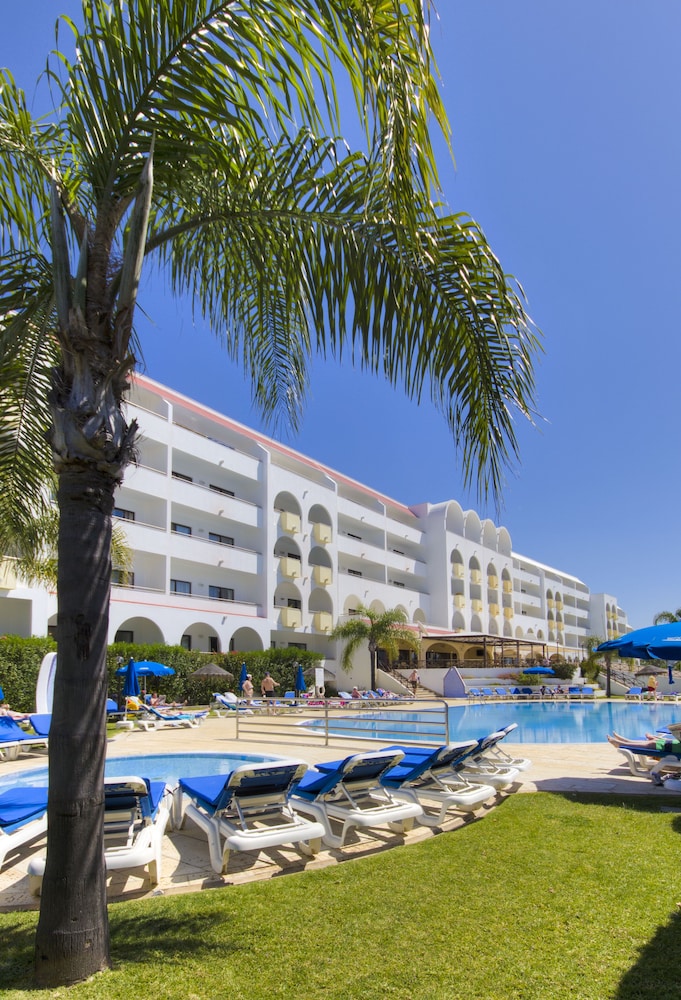 Paladim & Alagoamar Hotels — Hotel building in Albufeira, Faro