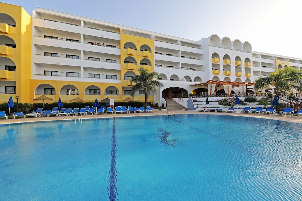 Paladim & Alagoamar Hotels — Hotel building in Albufeira, Faro
